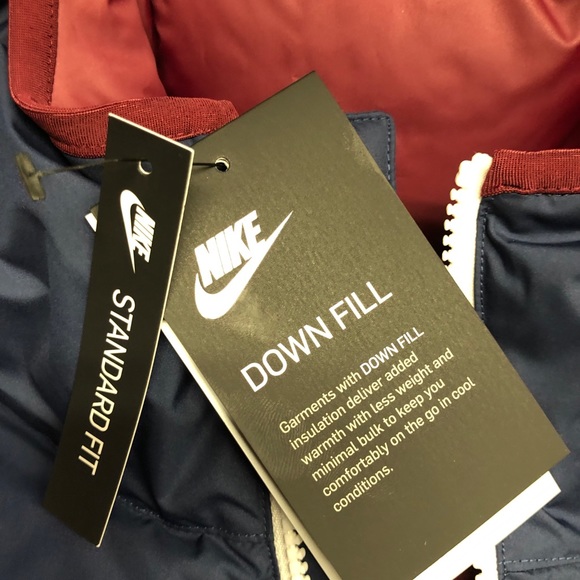 $200 NIKE SPORTSWEAR SHIELD DOWN FILL WINDRUNNER L - Picture 11 of 12